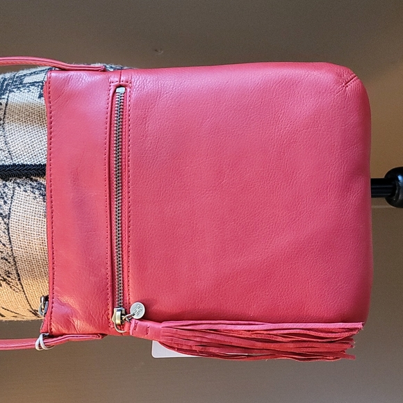 HOBO Sarah Leather Crossbody Bag - Picture 4 of 7